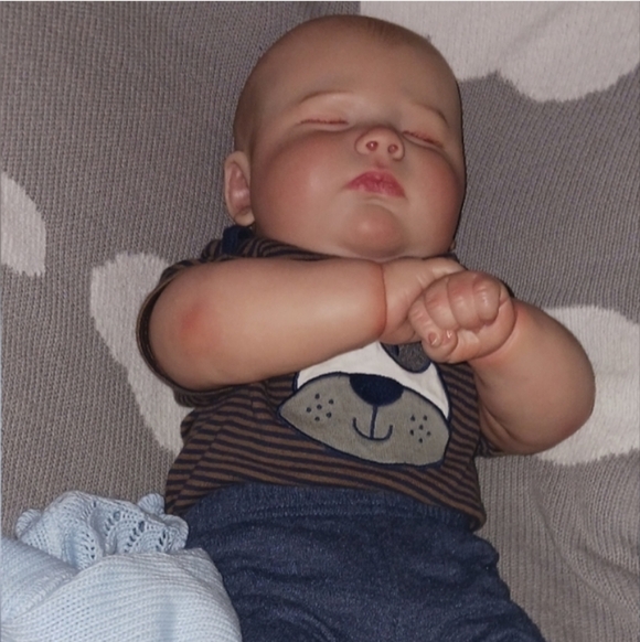 Selling My Baby 😍🍼 - Picture 3 of 16